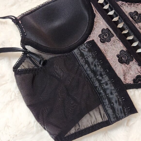 Embroidered Floral Bustier Top - Picture 4 of 7